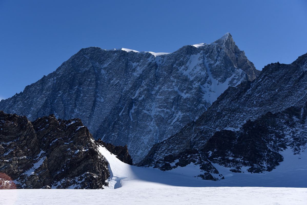 03C Mount Epperly Morning Close Up From Mount Vinson Low Camp